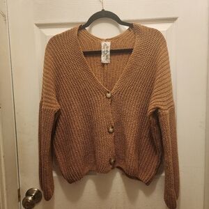 Sadie and Sage tan cropped cardigan
